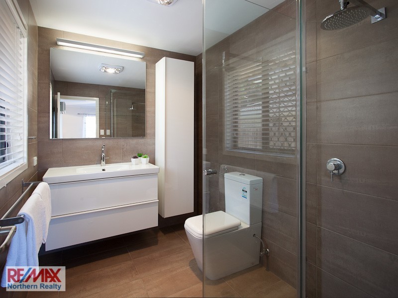 13 Zorina Court, Eatons Hill QLD 4037