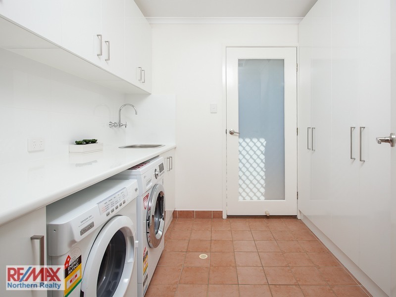 13 Zorina Court, Eatons Hill QLD 4037