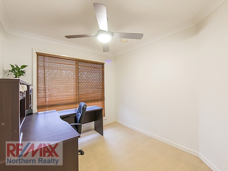 16 Harrier Place, Warner QLD 4500