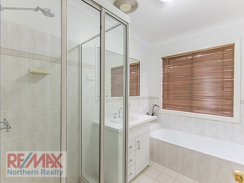 16 Harrier Place, Warner QLD 4500