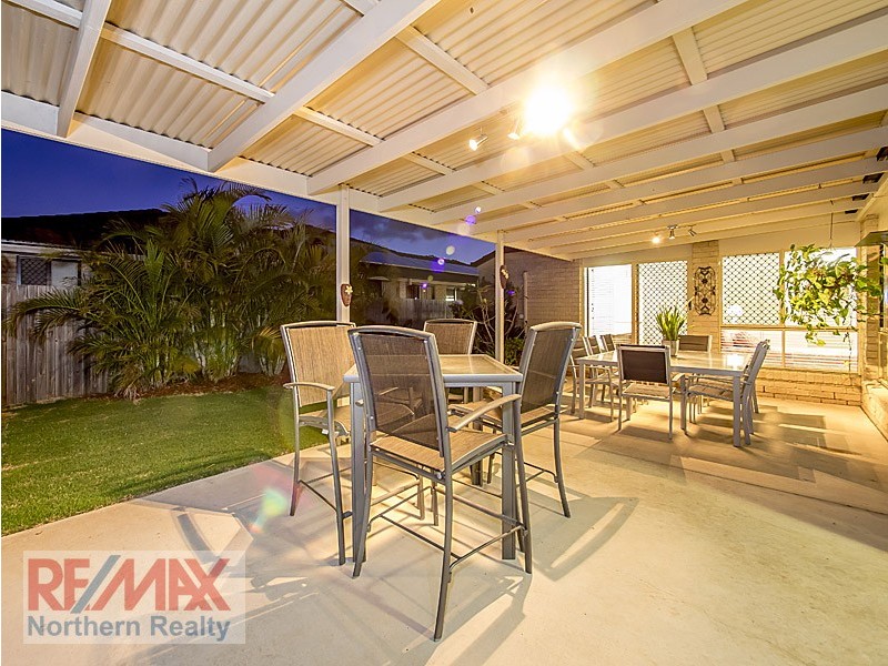 22 Fir Place, Warner QLD 4500