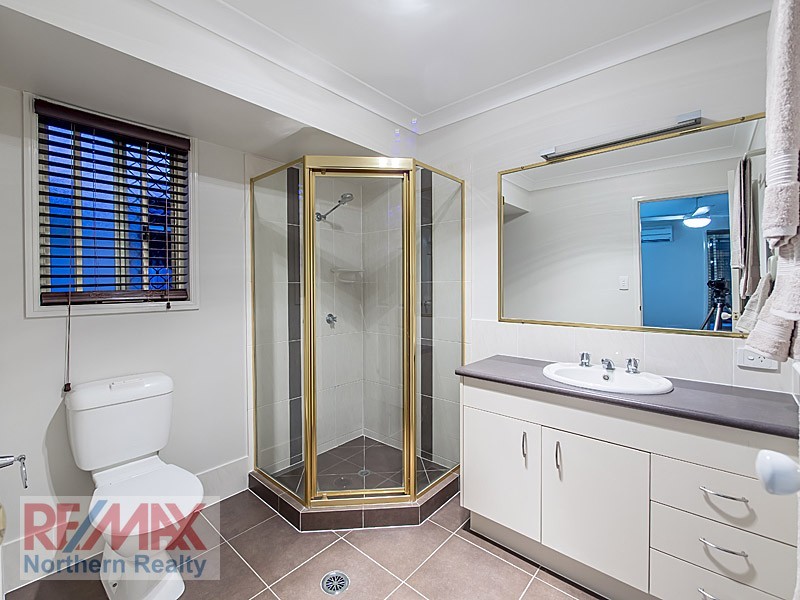 22 Fir Place, Warner QLD 4500