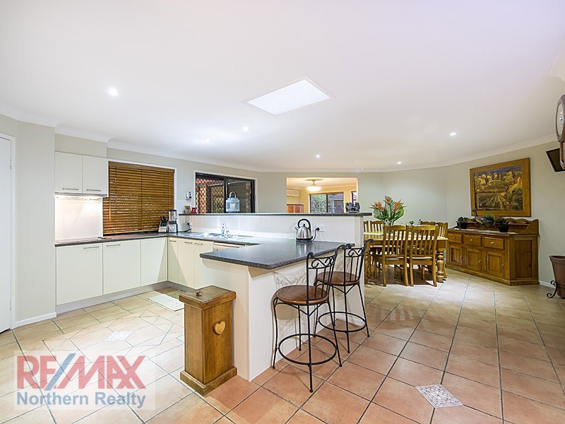 7 Gordonbrook Close, Albany Creek QLD 4035