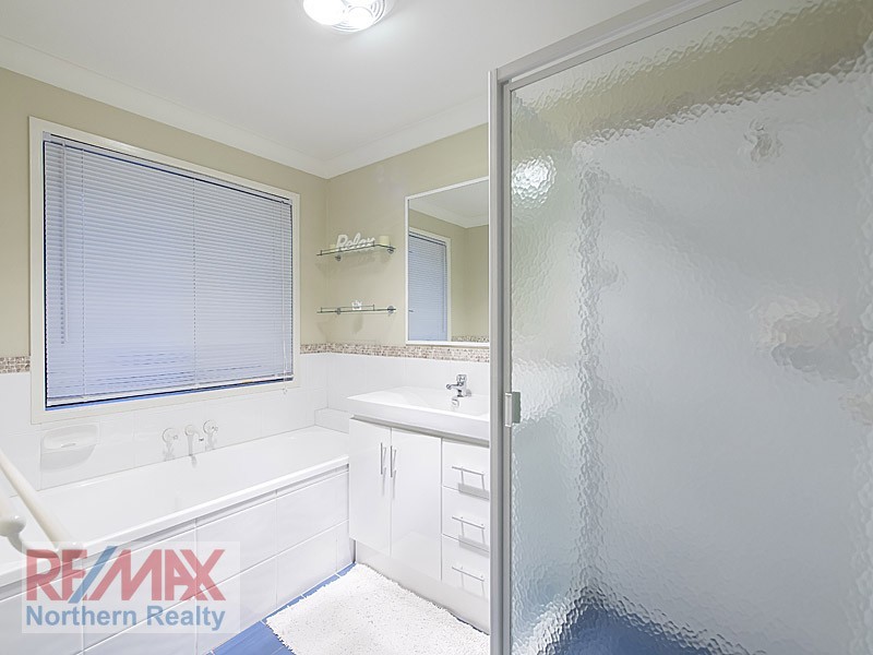 7 Gordonbrook Close, Albany Creek QLD 4035