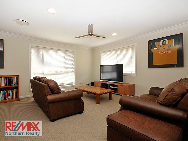 19 The Boulevard, Albany Creek QLD 4035