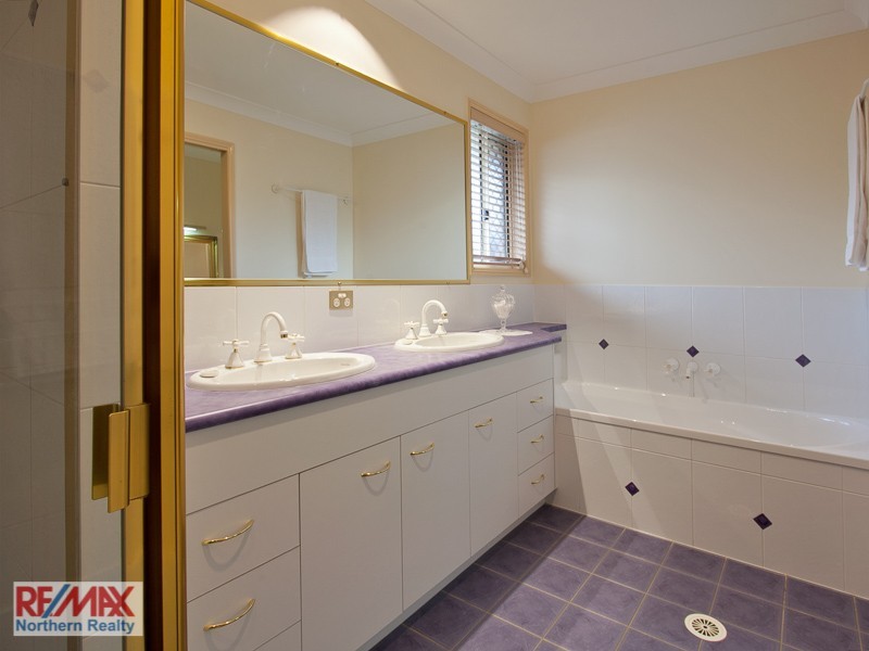 31 Rolls Royce Court, Joyner QLD 4500