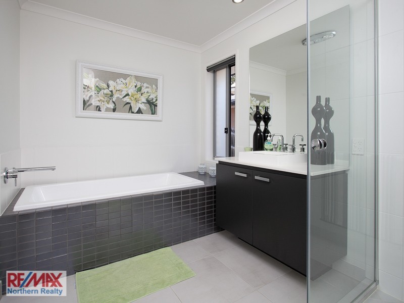 59 Corvus Drive, Cashmere QLD 4500