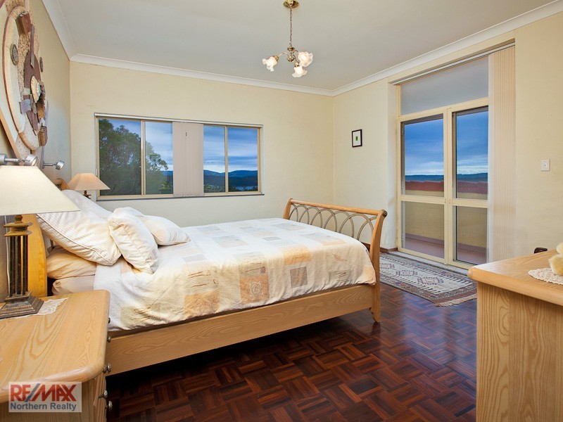 846 Clear Mountain Road, Cashmere QLD 4500