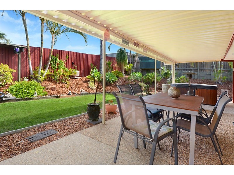 757 South Pine Road, Albany Creek QLD 4035