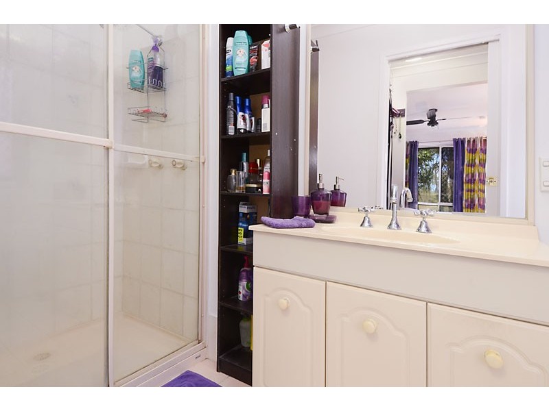 757 South Pine Road, Albany Creek QLD 4035