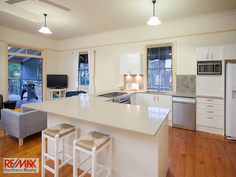 32 Plumer Street, Sherwood QLD 4075