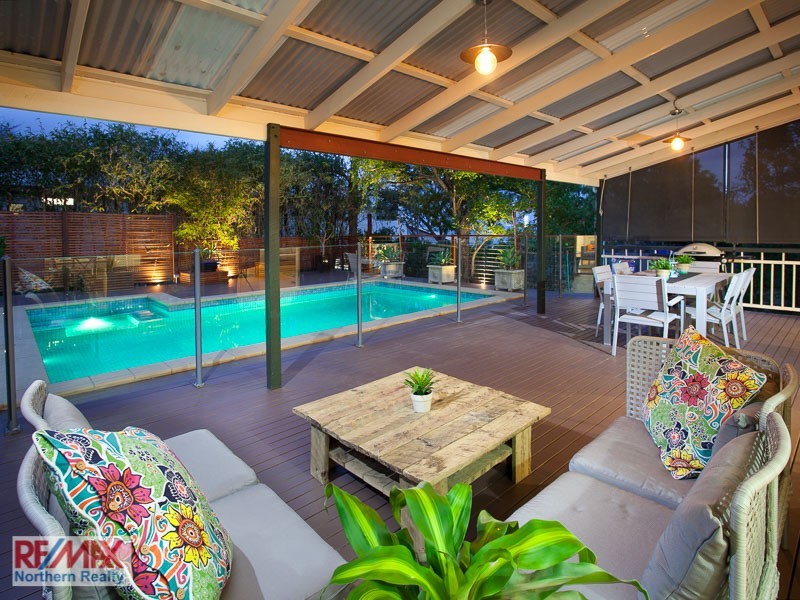 32 Plumer Street, Sherwood QLD 4075