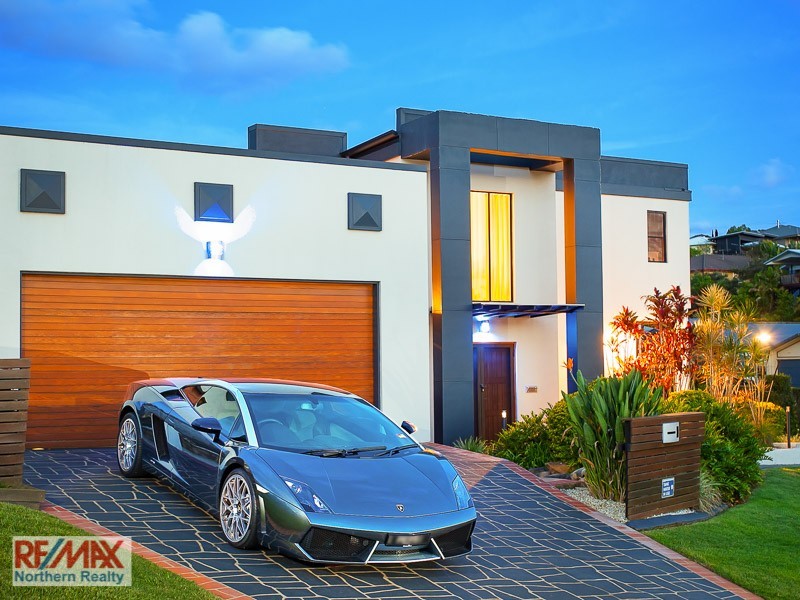 2 Amorosa Court, Eatons Hill QLD 4037