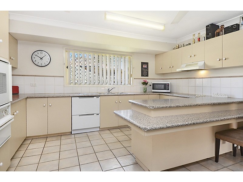 6 Martindale St, Chermside West QLD 4032
