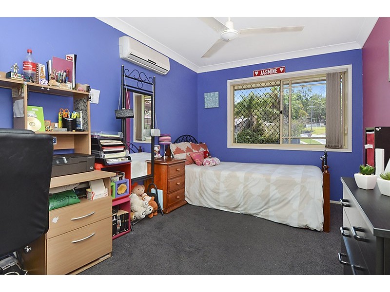 6 Martindale St, Chermside West QLD 4032