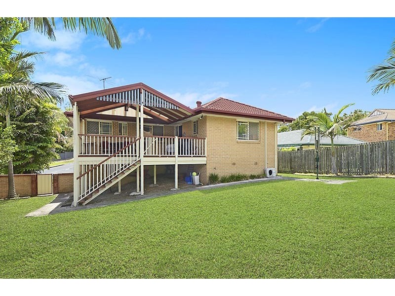 6 Martindale St, Chermside West QLD 4032
