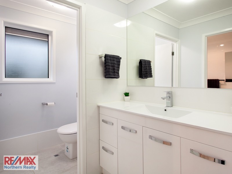 4 Glen Street, Bray Park QLD 4500