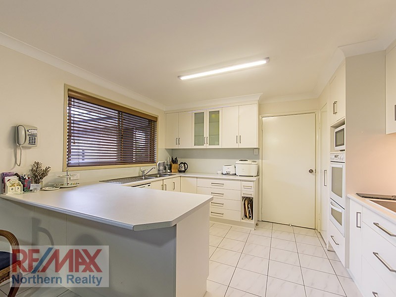 70 Faheys Road West, Albany Creek QLD 4035