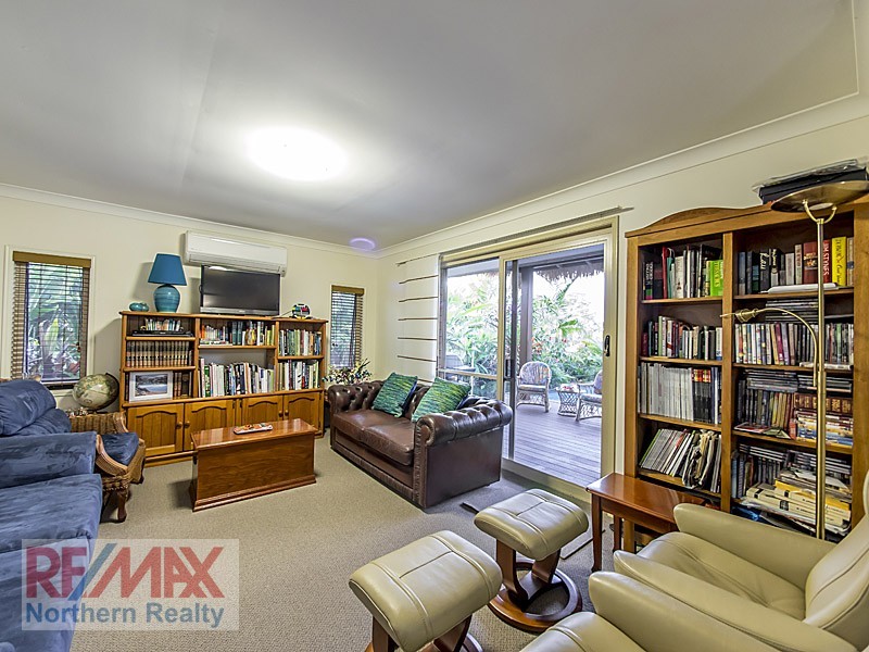 70 Faheys Road West, Albany Creek QLD 4035
