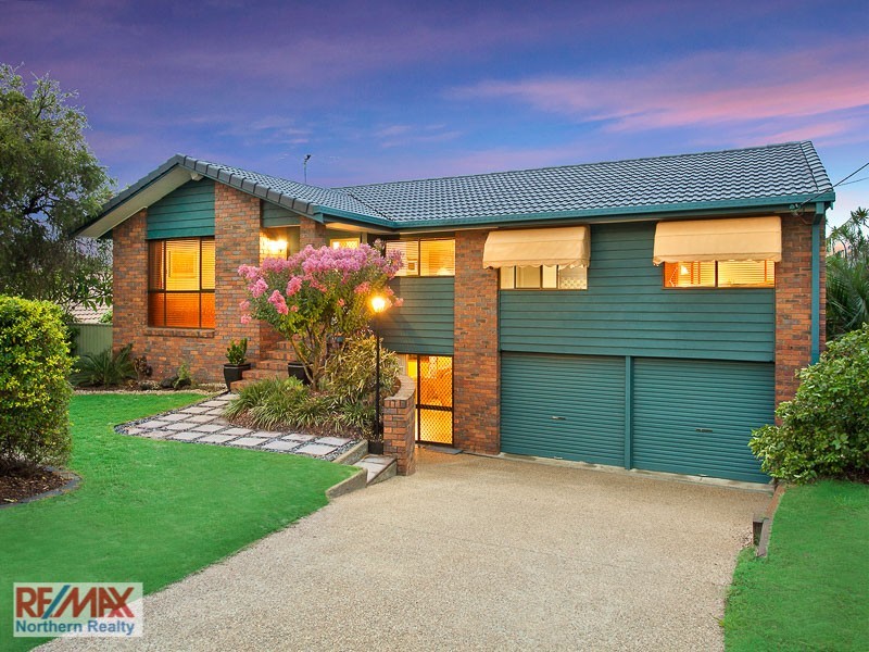 25 Gilford Cr, Albany Creek QLD 4035