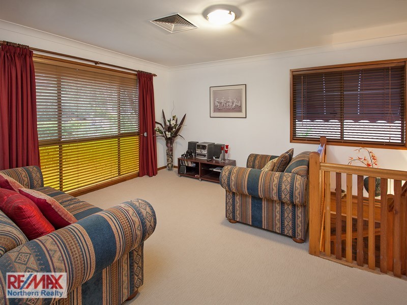 25 Gilford Cr, Albany Creek QLD 4035