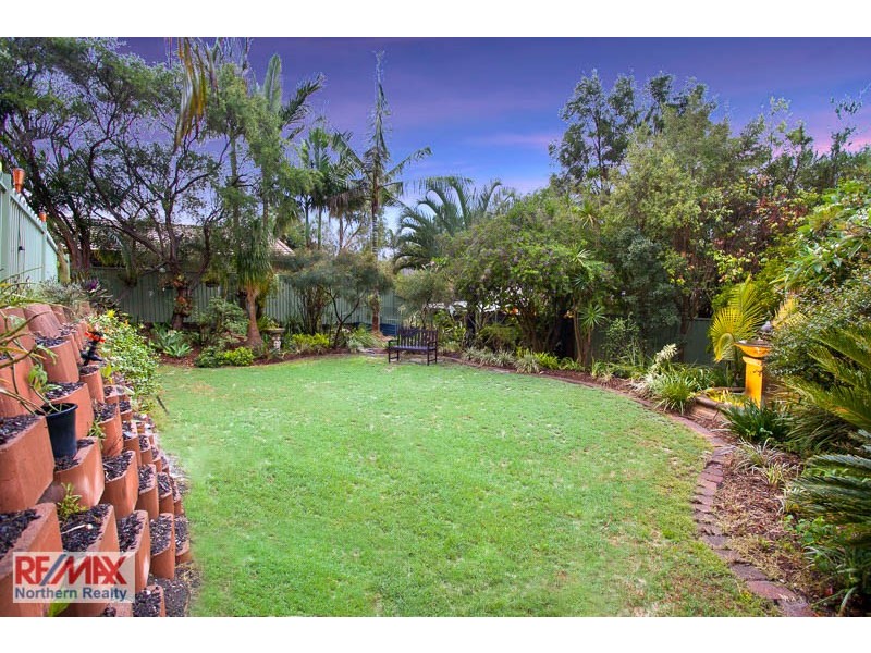 25 Gilford Cr, Albany Creek QLD 4035