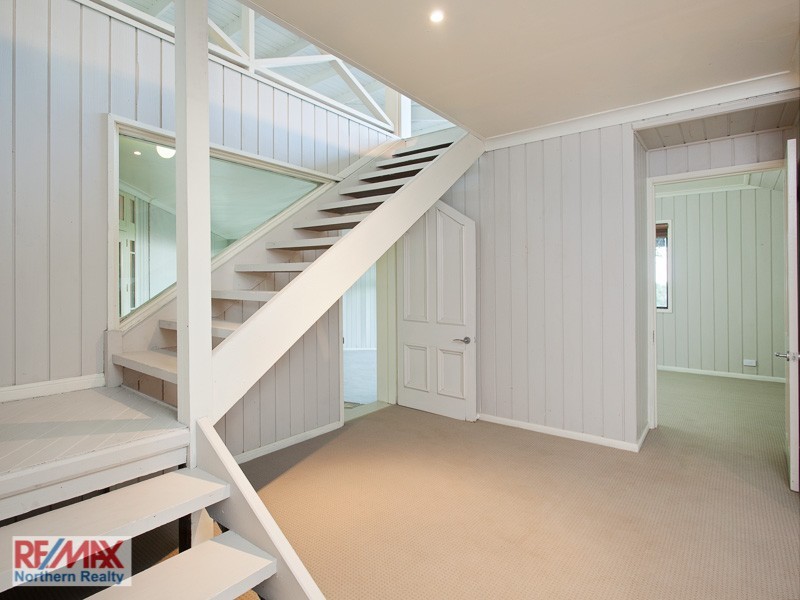 4 Attunga Lane, Mount Glorious QLD 4520