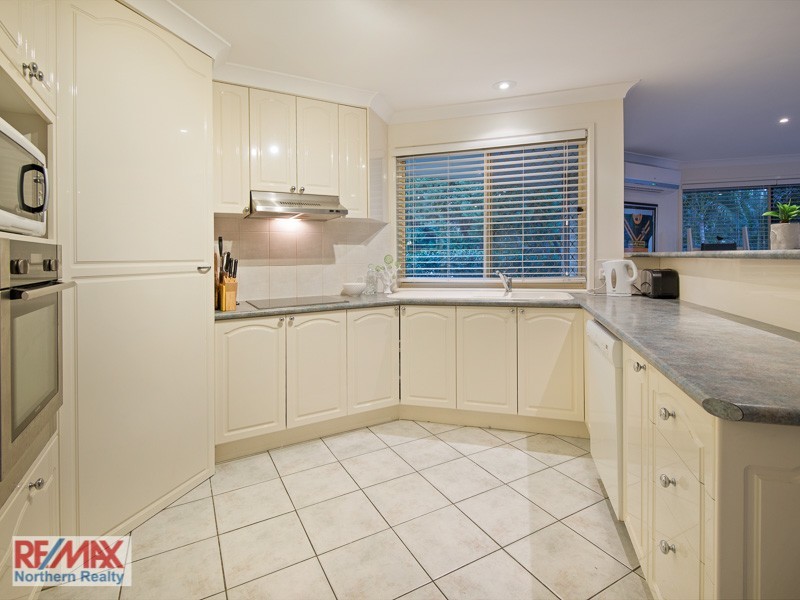 14 Phoenix Court, Eatons Hill QLD 4037