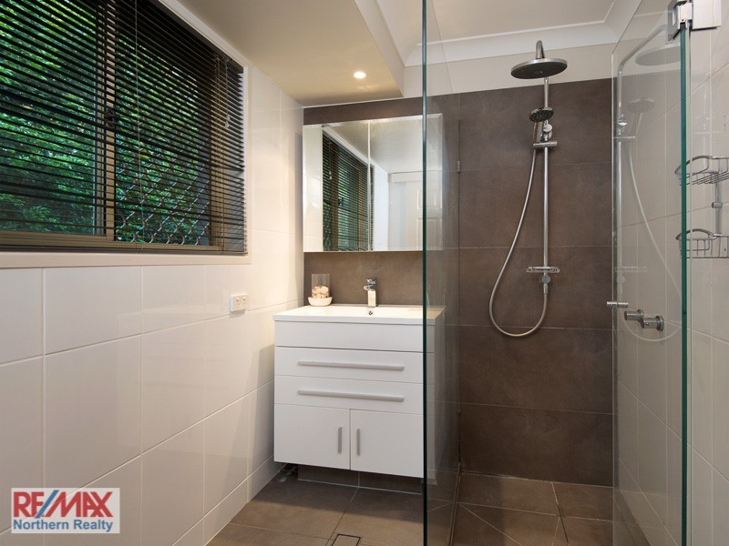 14 Phoenix Court, Eatons Hill QLD 4037