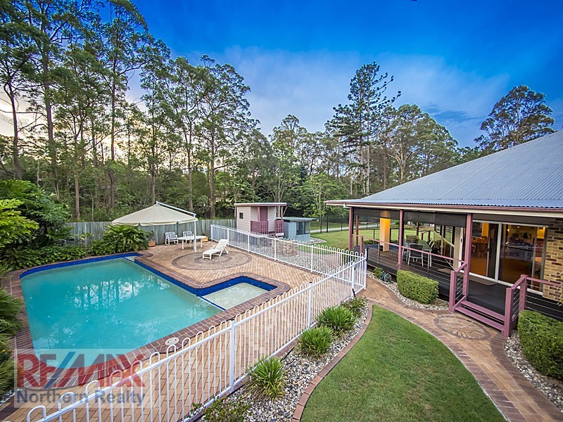 37 Allamanda Crescent, Albany Creek QLD 4035