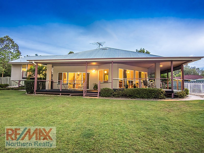 37 Allamanda Crescent, Albany Creek QLD 4035