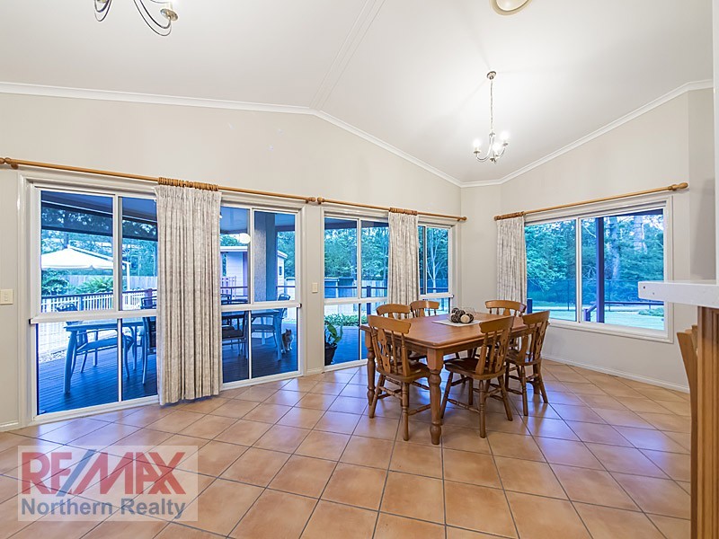 37 Allamanda Crescent, Albany Creek QLD 4035