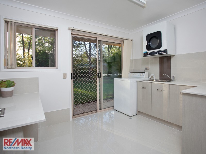 3 Montego Court, Eatons Hill QLD 4037