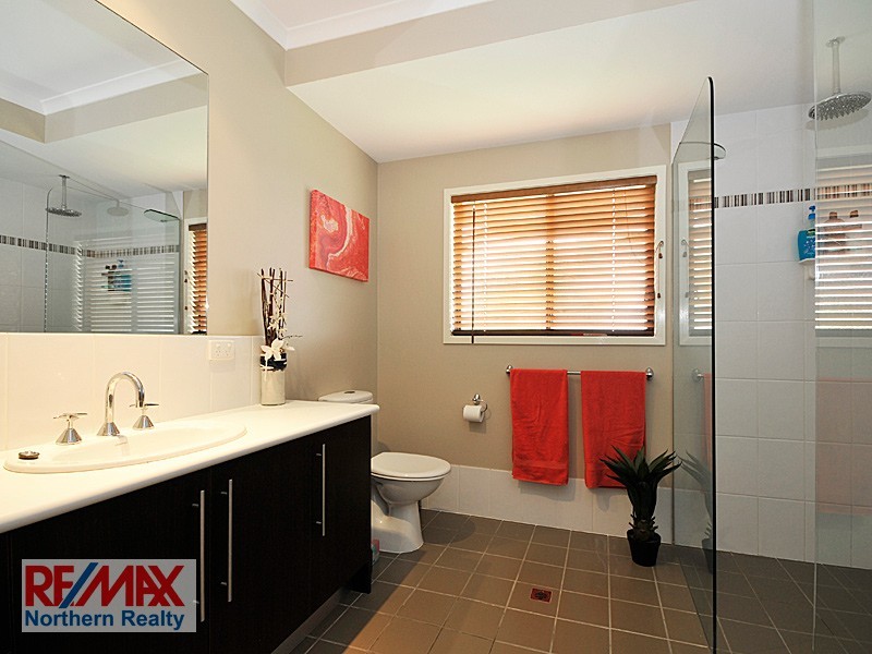 25 Toressian Place, Cashmere QLD 4500