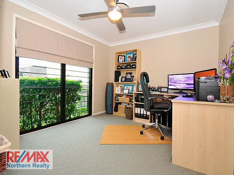 25 Toressian Place, Cashmere QLD 4500