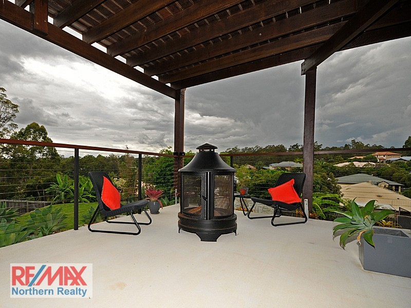 25 Toressian Place, Cashmere QLD 4500