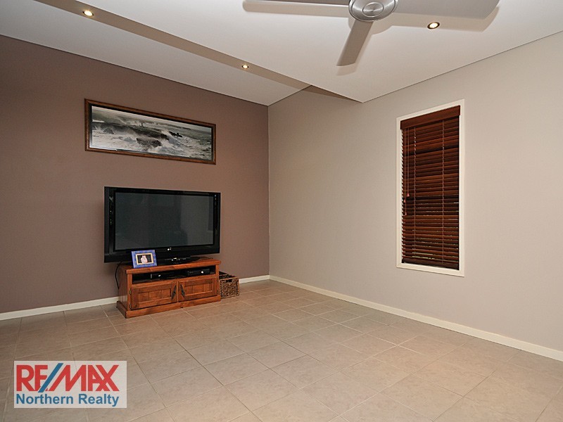 25 Toressian Place, Cashmere QLD 4500