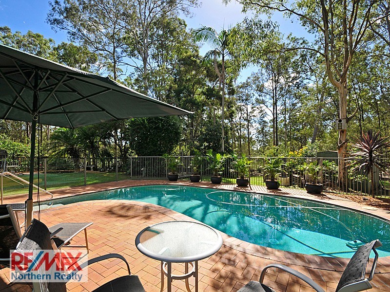 8 Barker Street, Cashmere QLD 4500