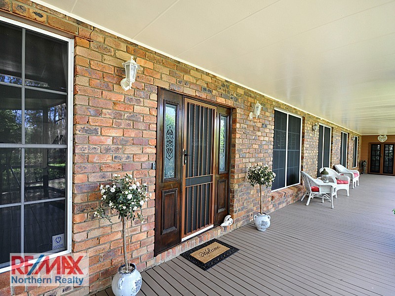 8 Barker Street, Cashmere QLD 4500