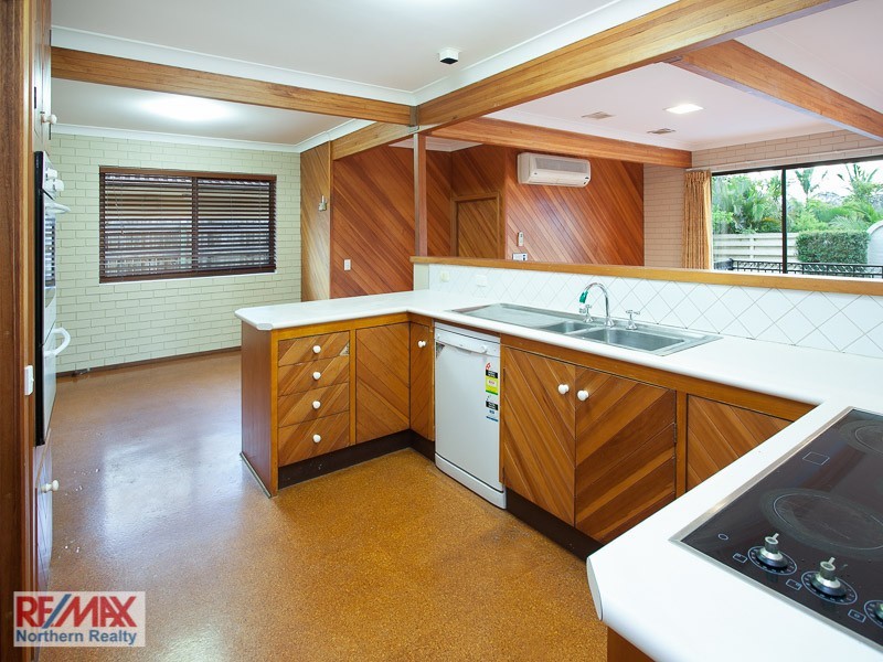 47 Kirkdale Road, Chapel Hill QLD 4069