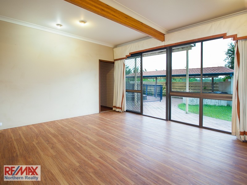 47 Kirkdale Road, Chapel Hill QLD 4069