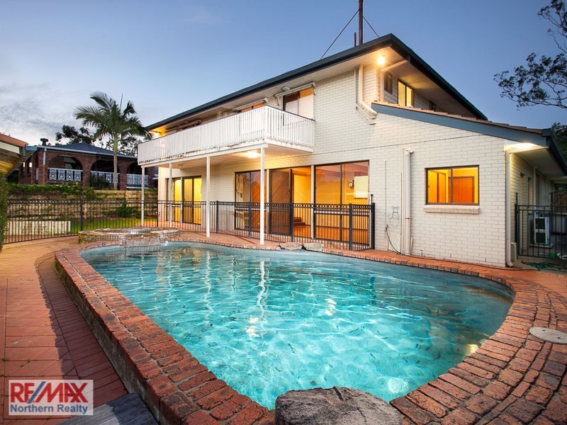 47 Kirkdale Road, Chapel Hill QLD 4069