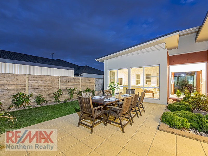 21 Bend Ct, Eatons Hill QLD 4037