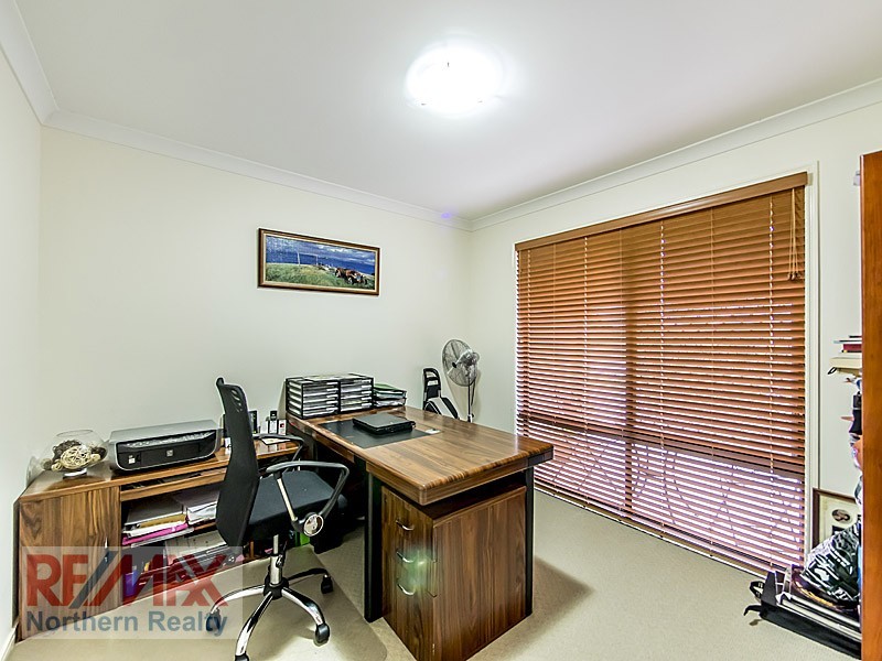 29 Swan Pde, Warner QLD 4500