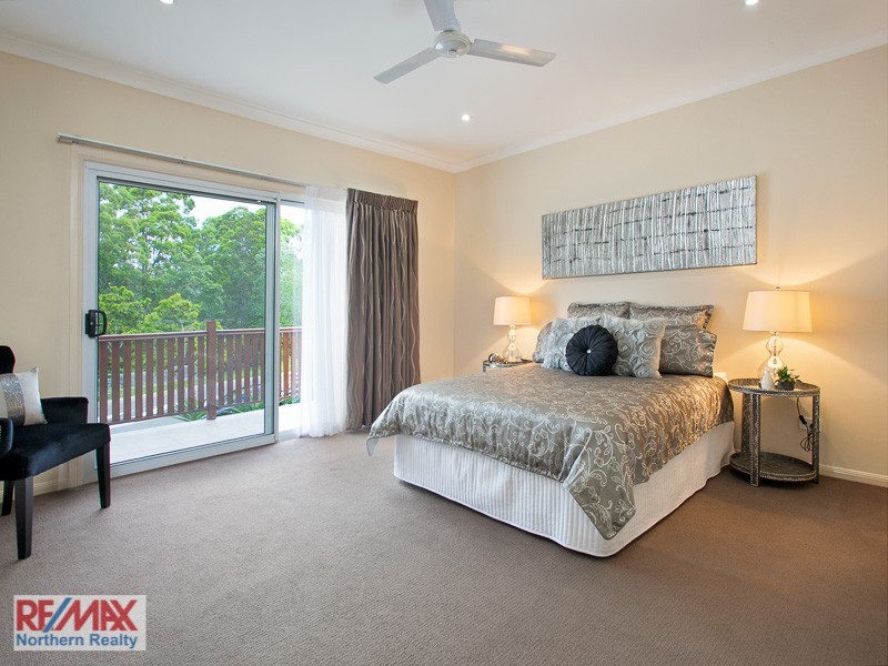 177 Saraband Drive, Eatons Hill QLD 4037