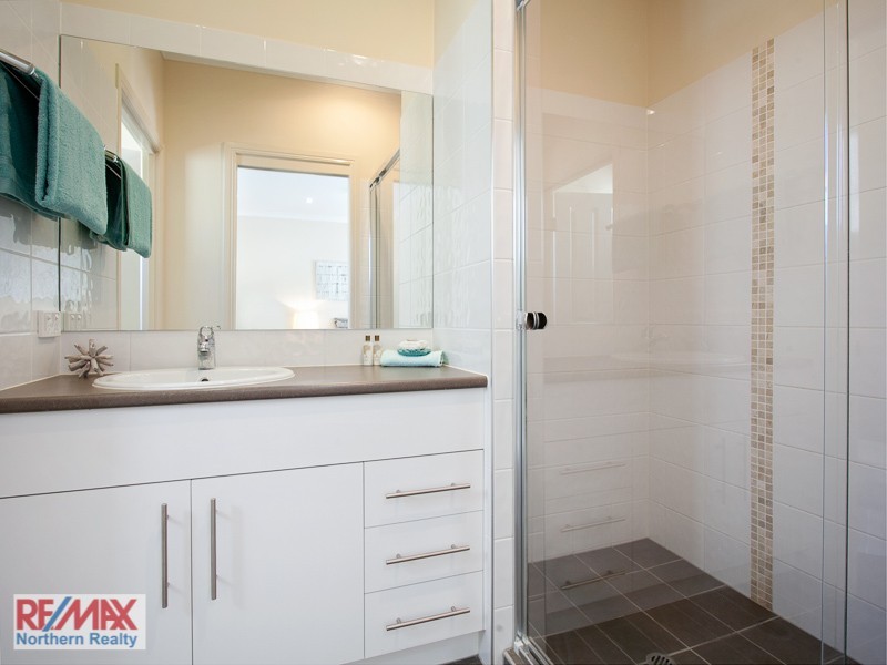 177 Saraband Drive, Eatons Hill QLD 4037