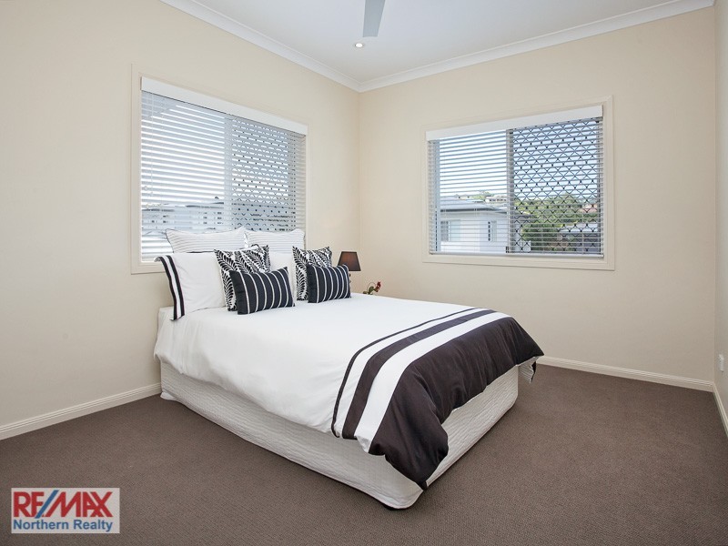 177 Saraband Drive, Eatons Hill QLD 4037