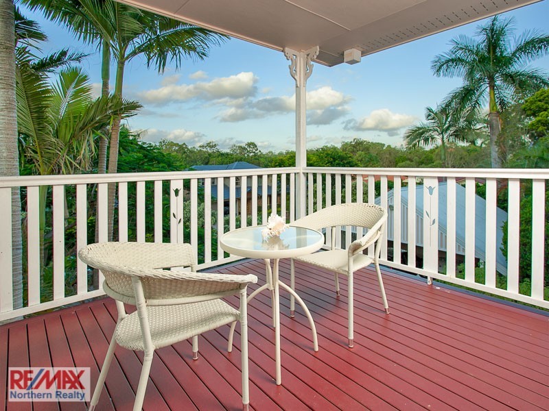 32 Peterson Place, Bridgeman Downs QLD 4035