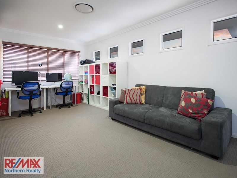 7 Whitebeech Court, North Lakes QLD 4509