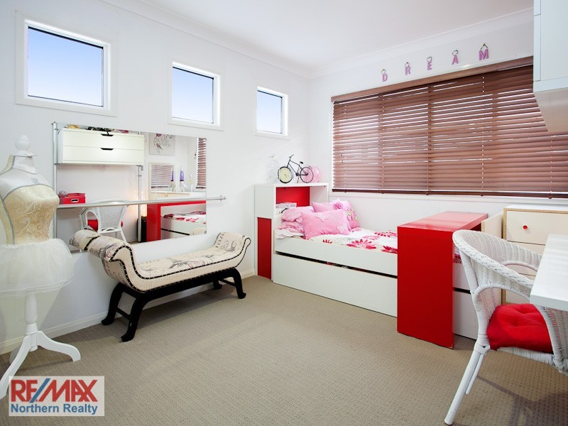 7 Whitebeech Court, North Lakes QLD 4509